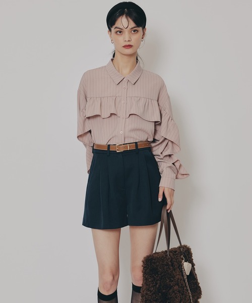 REDYAZEL（レディアゼル）の「フリルラインストライプブラウス（シャツ/ブラウス・レディース・ブラック系その他/ホワイト/ホワイト系その他/ベージュ系その他/ネイビー/ピンク・FREE）」の12枚目の写真