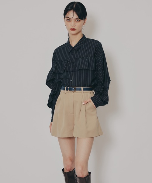 REDYAZEL（レディアゼル）の「フリルラインストライプブラウス（シャツ/ブラウス・レディース・ブラック系その他/ホワイト/ホワイト系その他/ベージュ系その他/ネイビー/ピンク・FREE）」の11枚目の写真