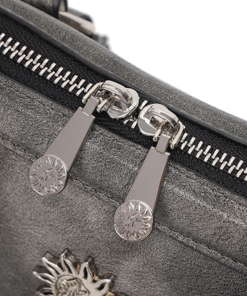 EVRIS（エヴリス）の「【EVRIS / エヴリス】 SUNNY　アンティークPU スモールボストンバッグ（ボストンバッグ・レディース・グレイッシュベージュ/シルバー/ブラック・FREE）」の13枚目の写真