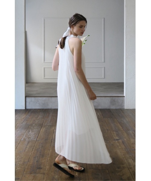 新品　maisoncelon pleated halter maxi dress pleated halter maxi dress（ドレス）｜celon（セロン）のファッション