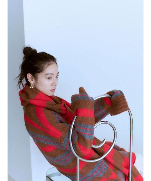 Ungrid(アングリッド)の「マルチボーダーマフラー(マフラー・レディース・レッド/ブルー・FREE)」の1枚目の写真