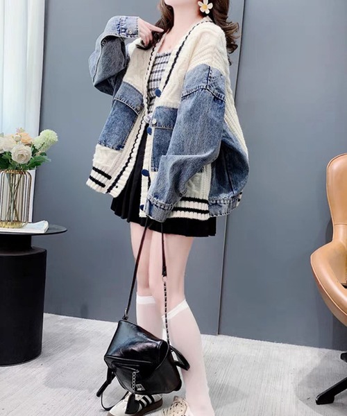 GLAMOROUS JANE(グラマラスジェーン)の「デニム切替ラインリブニットカーデ(カーディガン/ボレロ・レディース・ブラック/オフホワイト・FREE)」の10枚目の写真