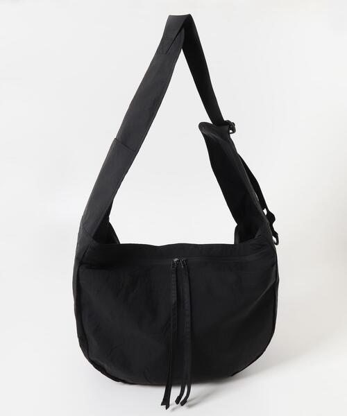 BAICYCLON by Bagjack（バイシクロン バイ バグジャック）の「BAICYCLON by bagjack　BIG SHOULDER BAG（ショルダーバッグ・メンズ・ブラック・FREE）」の2枚目の写真
