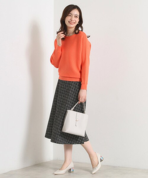 ITS'DEMO（イッツデモ）の「【手洗い可】アンジェリーナラメリブドルマンニット（ニット/セーター・レディース・グリーン系/ブラック/ライトオレンジ系/パープル系4/オフホワイト・00）」の21枚目の写真