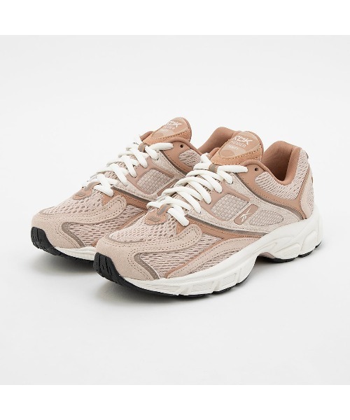 Reebok（リーボック）の「プレミア トリニティ KFS / PREMIER TRINITY KFS（スニーカー・レディース・コーラルピンク・24.5cm/23.5cm/23.0cm/22.5cm/22.0cm/25.5cm/25.0cm/24.0cm）」の2枚目の写真