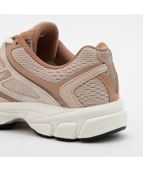 Reebok（リーボック）の「プレミア トリニティ KFS / PREMIER TRINITY KFS（スニーカー・レディース・コーラルピンク・24.5cm/23.5cm/23.0cm/22.5cm/22.0cm/25.5cm/25.0cm/24.0cm）」の6枚目の写真
