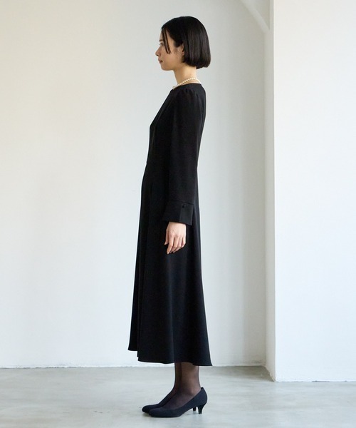 AIMER(エメ)の「【喪服・礼服】ウォッシャブル カフススリーブAラインフレアブラックフォーマルワンピース(ワンピース・レディース・ブラック・SMALL/MEDIUM/LARGE/X-LARGE)」の14枚目の写真