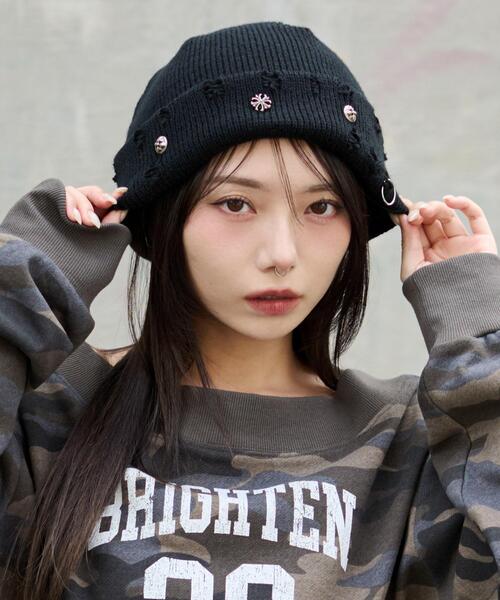 WEGO(ウィゴー)の「WEGO/メタルチャームニットキャップ(ニットキャップ/ビーニー・レディース・ブラック/ブラウン・FREE)」の1枚目の写真