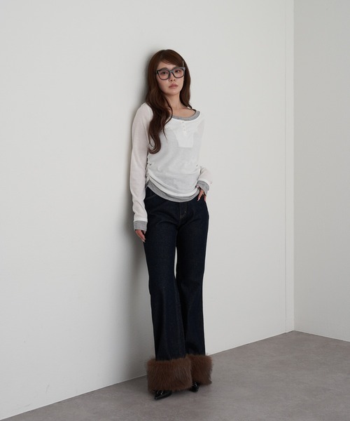 RAY CASSIN（レイカズン）の「UネックレイヤードヘンリーロンT（Tシャツ/カットソー・レディース・ベージュ/アイボリー/チャコールグレー・FREE）」の18枚目の写真