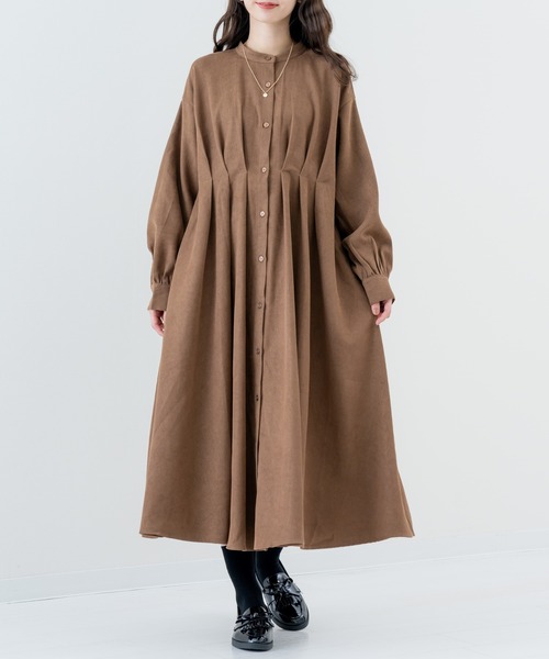 refinedworks(リファインドワークス)の「【refinedworks】上品な タックデザイン が映える きれいめワンピース(ワンピース・レディース・ブラウン/ブラック・FREE)」の3枚目の写真