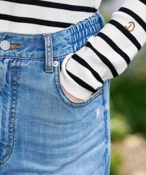 DRESSTERIOR（ドレステリア）の「センタープレスストレートデニム（デニムパンツ・レディース・ブルー・34/36/38/40）」の7枚目の写真