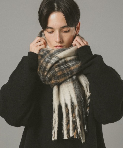 RAGEBLUE(レイジブルー)の「チェック柄ボリュームフリンジマフラー(マフラー・メンズ・ホワイト系その他/グレー系その他/グリーン系その他・FREE)」の18枚目の写真