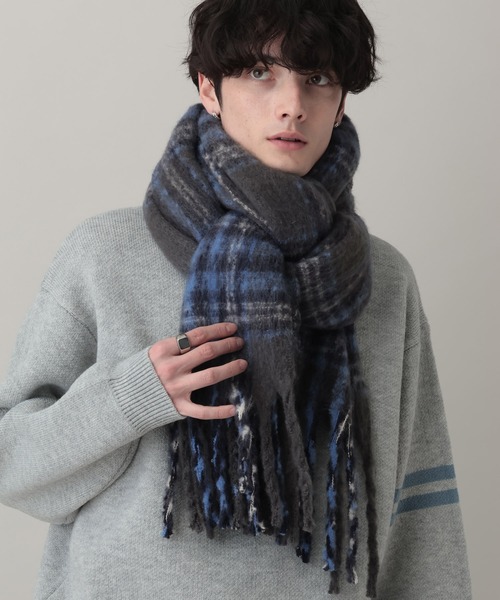 RAGEBLUE(レイジブルー)の「チェック柄ボリュームフリンジマフラー(マフラー・メンズ・ホワイト系その他/グレー系その他/グリーン系その他・FREE)」の8枚目の写真