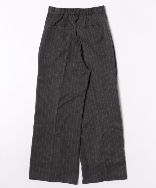 esutoreja(エストレジャ)の「サイドラインストライプワイドパンツ(スラックス・レディース・チャコール/グレー・FREE)」の13枚目の写真