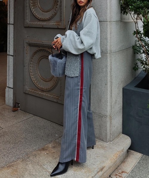 esutoreja(エストレジャ)の「サイドラインストライプワイドパンツ(スラックス・レディース・チャコール/グレー・FREE)」の3枚目の写真