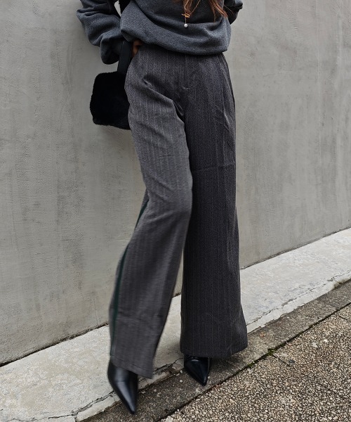 esutoreja(エストレジャ)の「サイドラインストライプワイドパンツ(スラックス・レディース・チャコール/グレー・FREE)」の10枚目の写真