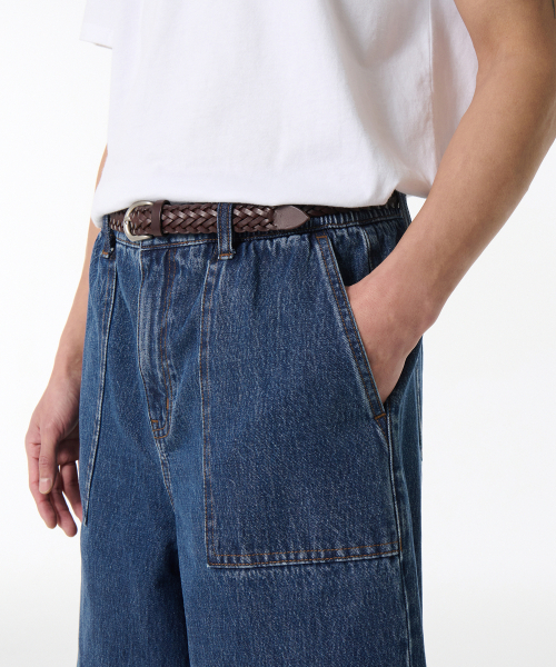MUSINSA STANDARD（ムシンサスタンダード）の「パティグバンディングバミューダデニムパンツ [ミディアムインディゴ]（デニムパンツ・メンズ・その他・40/38/36/34/32/30/26/28）」の4枚目の写真