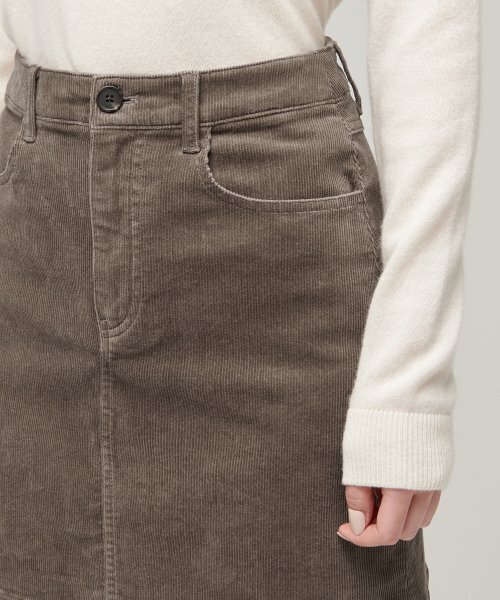 MUSINSA STANDARD WOMAN(ムシンサスタンダードウーマン)の「レディースコーデュロイミニスカート【カーキブラウン】(スカート・レディース・その他・SMALL/MEDIUM/LARGE/X-SMALL)」の6枚目の写真