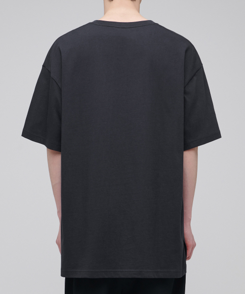 MUSINSA STANDARD（ムシンサスタンダード）の「オーバーサイズクルーネックTシャツ[ダークグレー]（Tシャツ/カットソー・メンズ・その他・SMALL/MEDIUM/LARGE/X-LARGE/XX-LARGE/XXX-LARGE）」の2枚目の写真