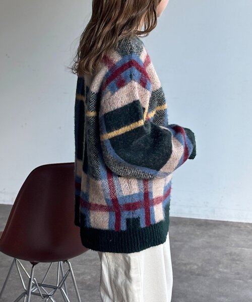 CPCM(シーピーシーエム)の「チェックシャギーステッチニット(ニット/セーター・レディース・アイボリー/ネイビー/グリーン・FREE)」の13枚目の写真