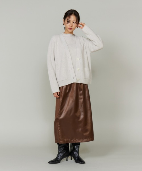 LE SOUK(ルスーク)の「レザーライクギャザーストレートスカート(スカート・レディース・ブラック/ブラウン・9号/7号)」の12枚目の写真