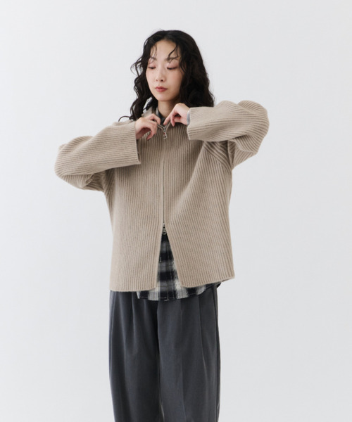 NUJOH(ヌゾ)の「Rib Hood Knit Cardigan / リブフードニットカーディガン(Tシャツ/カットソー・レディース・ベージュ/チャコールグレー/ライトブルー・FREE)」の21枚目の写真