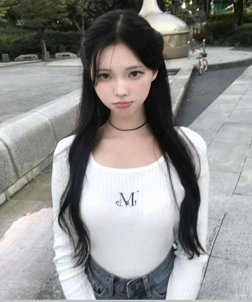 MUCENT(ムセント)の「フォシバックディテールツーウェイロングスリーブゴルジTシャツ(2カラー)(Tシャツ/カットソー・レディース・ホワイト/ブラック・FREE)」の19枚目の写真