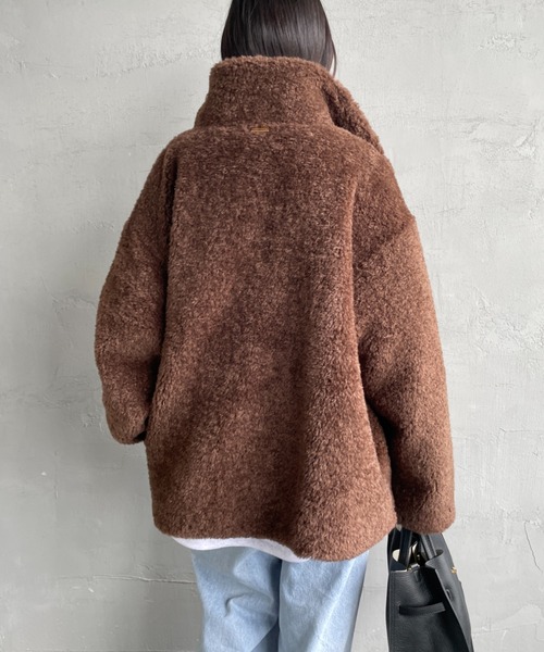 MICA&DEAL（マイカ＆ディール）の「[MICA&DEAL/マイカアンドディール] スタンドカラー ボアブルゾン（その他アウター・レディース・ブラウン/グレイッシュベージュ・F）」の11枚目の写真