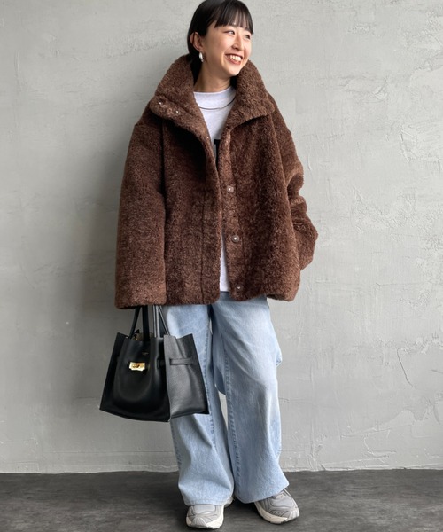 MICA&DEAL（マイカ＆ディール）の「[MICA&DEAL/マイカアンドディール] スタンドカラー ボアブルゾン（その他アウター・レディース・ブラウン/グレイッシュベージュ・F）」の3枚目の写真