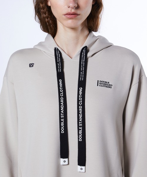 DOUBLE STANDARD CLOTHING（ダブルスタンダードクロージング）の「ダンボール フリルマキシワンピース（ワンピース・レディース・ベージュ/ネイビー・36/38）」の7枚目の写真