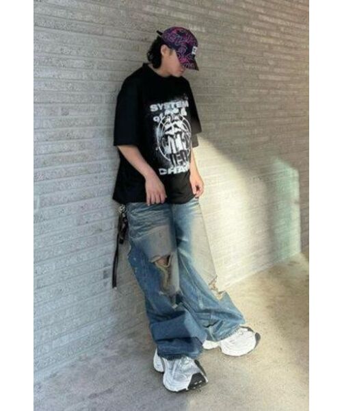EULER（ユーラ）の「オーバーサイズソフトモックネックTシャツ_ツインズ（ブラック）（Tシャツ/カットソー・メンズ・その他・MEDIUM/LARGE）」の4枚目の写真
