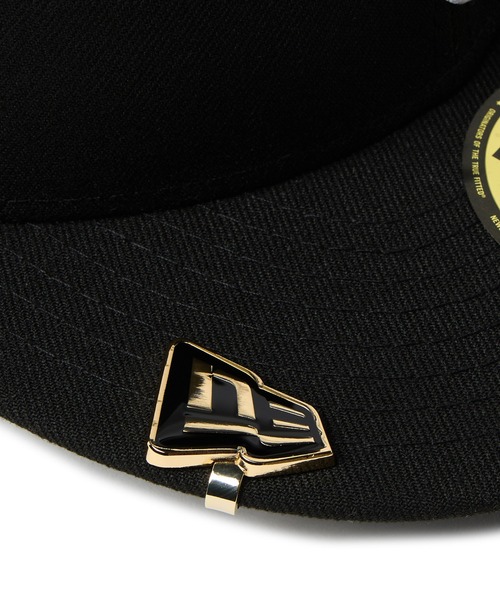 NEW ERA（ニューエラ）の「ニューエラ キャップバイザークリップ アクセサリー ランドロゴ（その他小物・メンズ・シルバー/ゴールド系その他/ゴールド・FREE）」の7枚目の写真