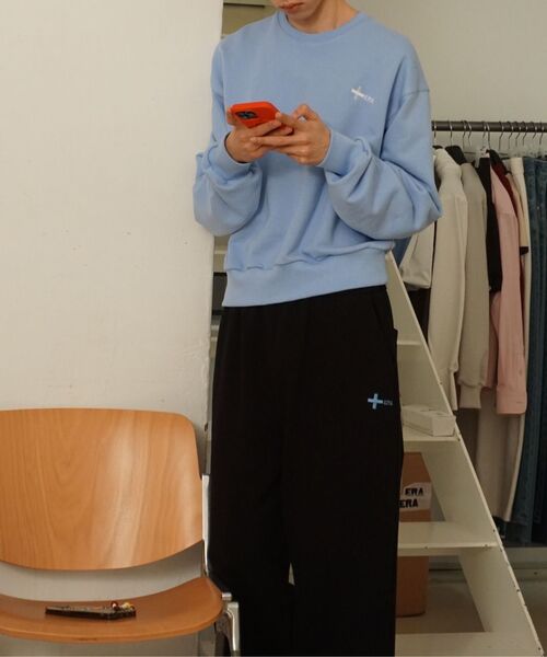 ERA（エラ）の「ユニセックス ERA ヘビースウェットパンツ - ライトグレー（スウェットパンツ・レディース・その他・SMALL/MEDIUM/LARGE）」の5枚目の写真