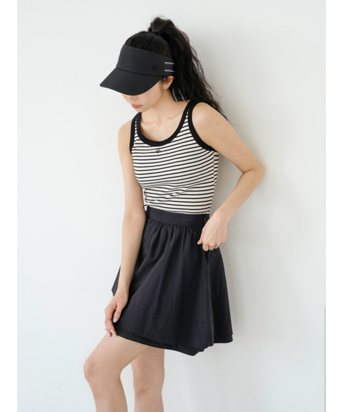 NITINA(ニティナ)の「シャイニーダブルフレアスカートBK(スカート・レディース・ブラック・SMALL/MEDIUM)」の4枚目の写真