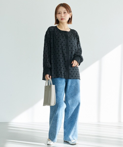LAVEANGE(ラビアンジェ)の「シアーフロッキードットブラウス(シャツ/ブラウス・レディース・オフホワイト/ブラック・4L/3L/LL/M/5L)」の10枚目の写真