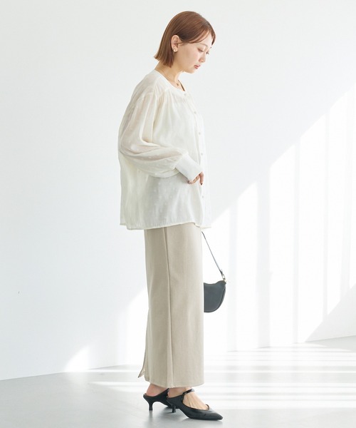 LAVEANGE(ラビアンジェ)の「シアーフロッキードットブラウス(シャツ/ブラウス・レディース・オフホワイト/ブラック・4L/3L/LL/M/5L)」の21枚目の写真