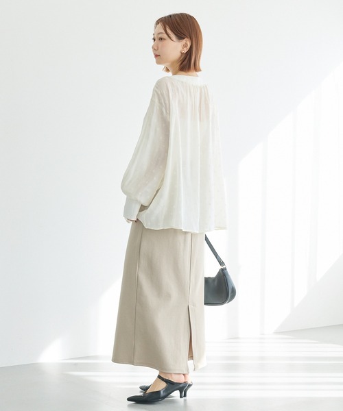 LAVEANGE(ラビアンジェ)の「シアーフロッキードットブラウス(シャツ/ブラウス・レディース・オフホワイト/ブラック・4L/3L/LL/M/5L)」の22枚目の写真