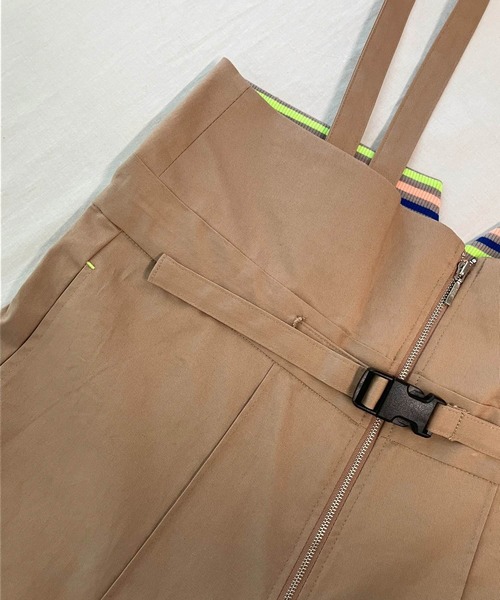 Q(キュー)の「ボーダーリブサスペ2wayパンツ(その他パンツ・レディース・ベージュ/ブラック・MEDIUM)」の18枚目の写真