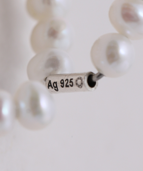 SASKIA DIEZ（サスキアディッツ）の「【SASKIA DIEZ/サスキア ディツ】PEARL EARCUFF DOUBLE（イヤーカフ・レディース・ホワイト・FREE）」の3枚目の写真