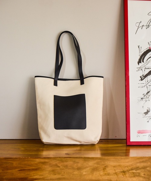 GLOBAL WORK（グローバルワーク）の「軽量ジャストポケットコンビトート/638053（トートバッグ・メンズ・アイボリー/ブラック・FREE）」の3枚目の写真