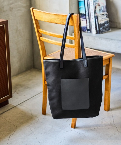 GLOBAL WORK（グローバルワーク）の「軽量ジャストポケットコンビトート/638053（トートバッグ・メンズ・アイボリー/ブラック・FREE）」の4枚目の写真