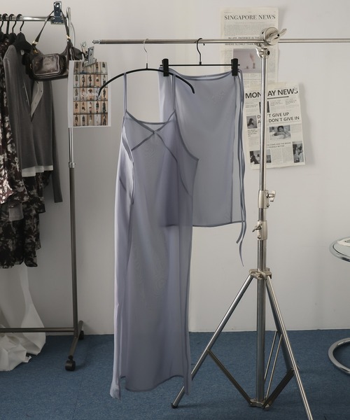 Ulysses(ユリシス)の「2枚セット レイヤードラップキャミワンピース(ワンピース・レディース・グレー/ホワイト・F)」の18枚目の写真