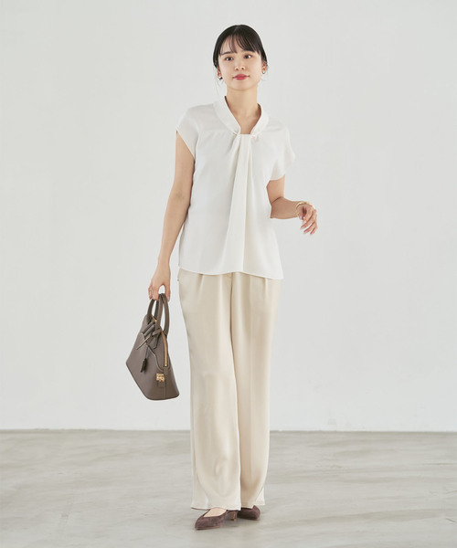 Noble（ノーブル）の「ボウタイライクノースリブラウス（シャツ/ブラウス・レディース・ホワイト系その他/モカ/ネイビー・FREE）」の12枚目の写真