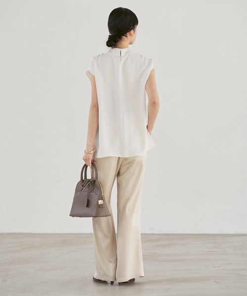 Noble（ノーブル）の「ボウタイライクノースリブラウス（シャツ/ブラウス・レディース・ホワイト系その他/モカ/ネイビー・FREE）」の20枚目の写真