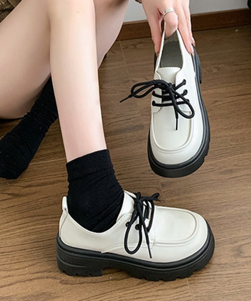 Miniministore(ミニミニストア)の「ドレスシューズ 厚底 レディース 学院風(ローファー・レディース・オフホワイト/ブラウン/ブラック・22.5cm/23.0cm/23.5cm/24.0cm/24.5cm/25.0cm)」の4枚目の写真