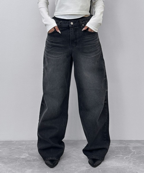 FOLLOWIN(フォロウィン)の「ブラックフェード ワイドデニムパンツ(デニムパンツ・レディース・ブラック・SMALL/MEDIUM/LARGE)」の16枚目の写真