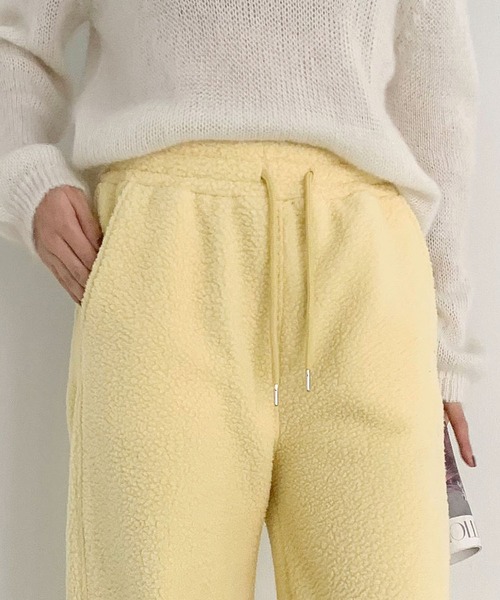 LOWO（ロワ）の「あったかボア素材 ゆったりワイドパンツ レディース リラックス（その他パンツ・レディース・ブルー/オフホワイト/レッド/ピンク/イエロー/チャコールグレー・FREE）」の17枚目の写真