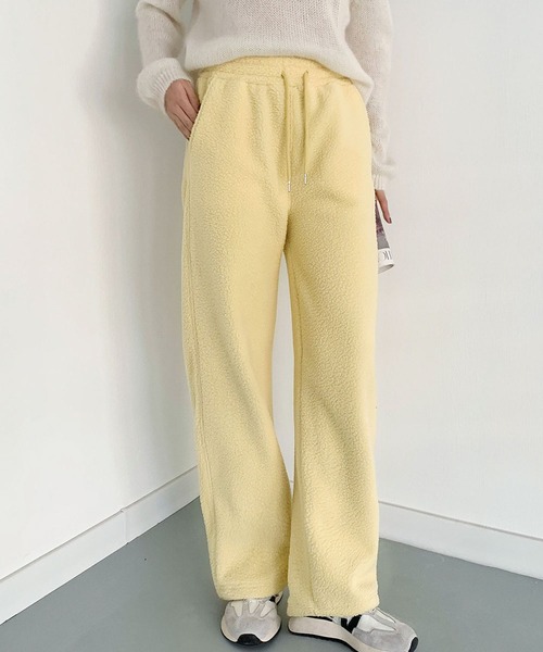 LOWO（ロワ）の「あったかボア素材 ゆったりワイドパンツ レディース リラックス（その他パンツ・レディース・ブルー/オフホワイト/レッド/ピンク/イエロー/チャコールグレー・FREE）」の21枚目の写真