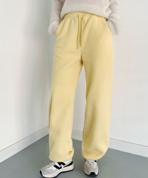 LOWO（ロワ）の「あったかボア素材 ゆったりワイドパンツ レディース リラックス（その他パンツ・レディース・ブルー/オフホワイト/レッド/ピンク/イエロー/チャコールグレー・FREE）」の22枚目の写真