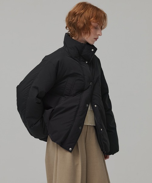 PUBLIC TOKYO（パブリックトウキョウ）の「【残りわずか】スタンドモンスターダウンコート（ダウンジャケット/コート・レディース・ブラック/ホワイト・1/2）」の15枚目の写真